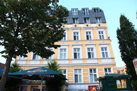 Hotel East Side 3*