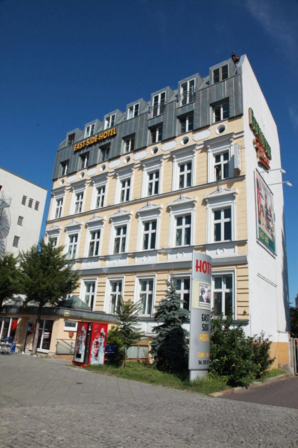 East Side 3* Berlin